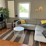 Solken Mit Grosser Terrasse Und Kaminofen Сasa de vacaciones *