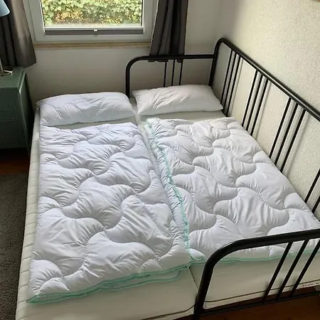 Solken Mit Grosser Terrasse Und Kaminofen Prázdninový dům *