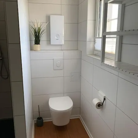 Solken Mit Grosser Terrasse Und Kaminofen בית נופש פלאו אם זה