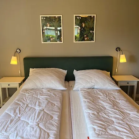 Solken Mit Grosser Terrasse Und Kaminofen Prázdninový dům *