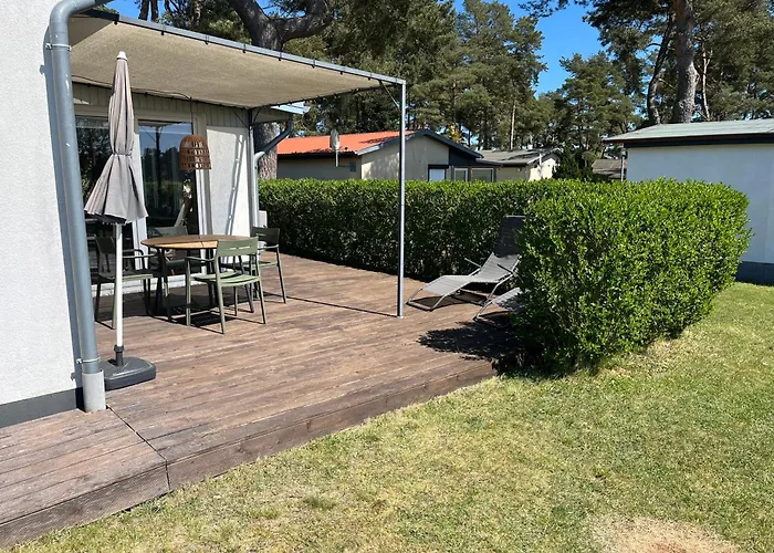 Solken Mit Grosser Terrasse Und Kaminofen Hébergement de vacances Plau am See
